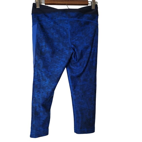 Under Armour Heat Gear Capri‎ Leggings Size Medium Blue Compression - Picture 3 of 5